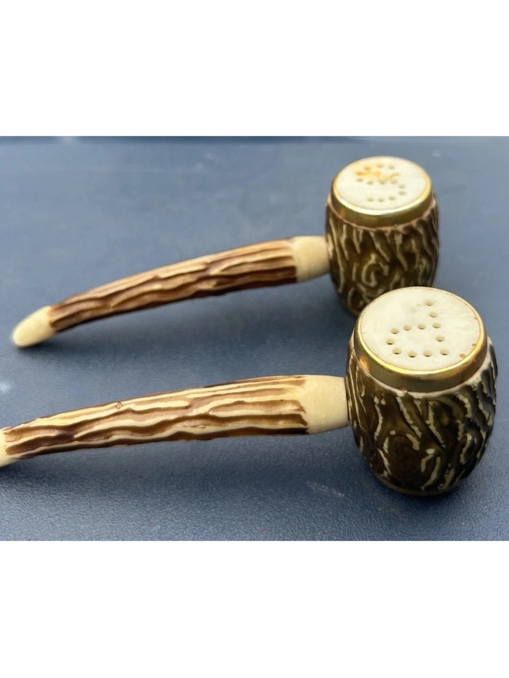 ANTIQUE CORN COB PIPE SALT AND PEPPER SHAKERS